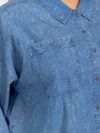 PLUS SIZE LONG SLEEVE FRONT POCKETS BUTTON UP CHAMBRAY TOP
