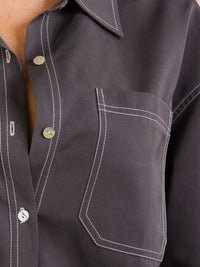 WOMEN'S LONG SLEEVE BUTTON CLOSURE FRONT POCKETS UTILITY JACKET
