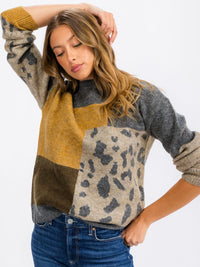 WOMEN'S LONG SLEEVE COLORBLOCK ANIMAL PRINT PULLOVER SWEATER