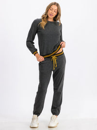 WOMEN'S LONG SLEEVE TRIM DETAILED PULLOVER SWEATER