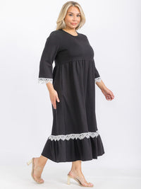 PLUS SIZE 3/4 SLEEVE FRONT POCKETS CROCHET TRIM MAXI DRESS
