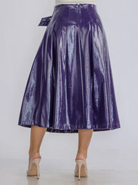 WOMEN'S ZIP UP FRONT BELT DETAILED PU PLEATHER MIDI SKIRT