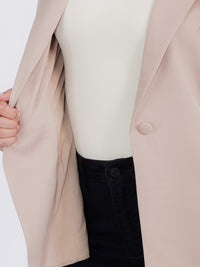 WOMEN'S LONG SLEEVE BUTTON CLOSURE BLAZER