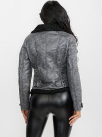 WOMEN'S LONG SLEEVE SHERPA LINING ZIPPER CLOSURE FRONT POCKETS PU PLEATHER JACKET