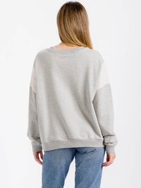 WOMEN'S LONG SLEEVE GRAPHIC COLORBLOCK PULLOVER SWEATER