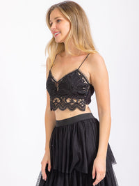 WOMEN'S SLEEVELESS V-NECK EMBROIDERY DETAILED TANK TOP (Copy)