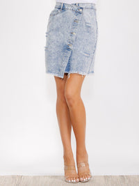 WOMEN'S BUTTON CLOSURE RAW EDGE POCKETS WASH DENIM SKIRT