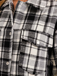 WOMEN'S LONG SLEEVE BUTTON CLOSURE FRONT POCKETS PLAID JACKET