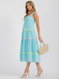 WOMEN'S SLEEVELESS SQUARE NECK SMOCK FRONT POCKETS TIERED MAXI DRESS