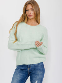 WOMEN'S LONG SLEEVE FLOWER DETAILED PULLOVER SWEATER