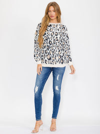 WOMEN'S LONG SLEEVE ANIMAL PRINT PULLOVER SWEATER