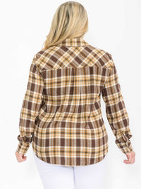 PLUS SIZE LONG SLEEVE BUTTON UP PLAID TOP