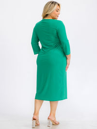 PLUS SIZE 3/4 SLEEVES SOLID MIDI DRESS