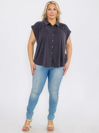 PLUS SIZE SHORT BUTTON UP BLOUSE TOP