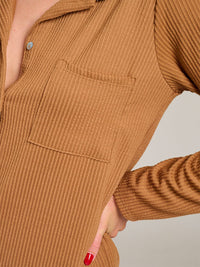 WOMEN'S LONG SLEEVE BUTTON CLOSURE FRONT POCKET RIBBED TOP