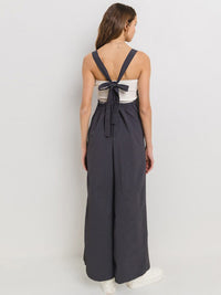 WOMEN'S SLEEVELESS SQUARE NECK FRONT POCKETS WIDE LEG JUMPSUIT