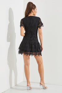 WOMEN'S SHORT SLEEVE CROCHET FIT & FLARE MINI DRESS