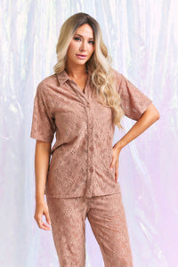 WOMEN'S SHORT SLEEVE BUTTON UP BLOUSE & ELASTIC WAIST BELL LEG PANTS LACE 2PC. SET
