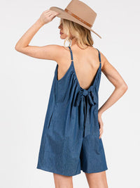 WOMEN'S SLEEVELESS OPEN BACK DETAILED FRONT POCKETS CHAMBRAY ROMPER