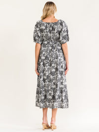 WOMEN'S SHORT PUFF SLEEVE FRONT POCKETS ELASTIC WAIST FLORAL PRINT MAXI DRESS