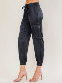 WOMEN'S ELASTIC WAIST CARGO POCKETS JOGGER LEG PANTS