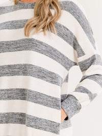 WOMEN'S LONG SLEEVE FRONT POCKETS COLORBLOCK STRIPES SWEATER MINI DRESS