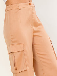 WOMEN'S BUTTON CLOSURE CARGO POCKETS WIDE LEG PANTS