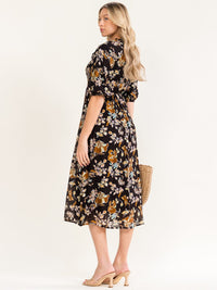 WOMEN'S SHORT SLEEVE FRONT POCKETS BUTTON UP ELASTIC WAIST FLORAL PRINT MIDI DRESS