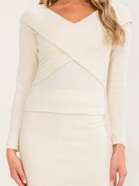 WOMEN'S LONG SLEEVE SURPLICE RIBBED BLOUSE
