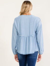 WOMEN'S LONG SLEEVE V-NECK TUNIC CHAMBRAY BLOUSE
