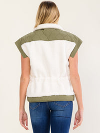 WOMEN'S SLEEVELESS BUTTON CLOSURE ADJUSTABLE WAIST SHERPA CONTRAST VEST