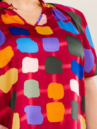 PLUS SIZE SHORT SLEEVE V-NECK MULTI PRINT BLOUSE