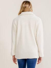 WOMEN'S LONG SLEEVE BUTTON CLOSURE FRONT POCKETS SHERPA JACKET