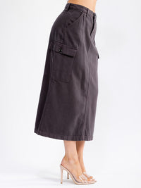 WOMEN'S BUTTON CLOSURE CARGO POCKETS DENIM MAXI SKIRT