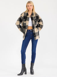 WOMEN'S LONG SLEEVE BUTTON CLOSURE FRONT POCKETS PLAID JACKET
