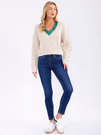 WOMEN'S LONG SLEEVE V-NECK DETAILED KNIT TOP
