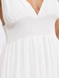 WOMEN'S SLEEVELESS V-NECK SMOCK OPEN BACK TIERED MAXI DRESS