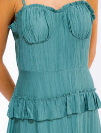 WOMEN'S SLEEVELESS RUFFLE TIERED DETAILED MAXI DRESS