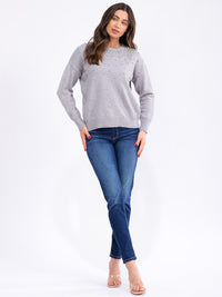 WOMEN'S LONG SLEEVE STUDS DETAILED PULLOVER SWEATER