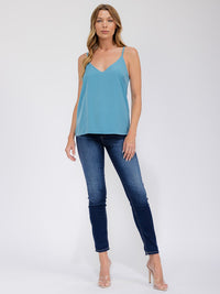 WOMEN'S SLEEVELESS V-NECK TRIM DETAILED TANK TOP