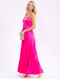 WOMEN'S SLEEVELESS V-NECK OPEN BACK TIERED MAXI DRESS