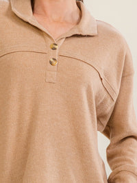 WOMEN'S LONG SLEEVE V-NECK BUTTON CLOSURE TOP
