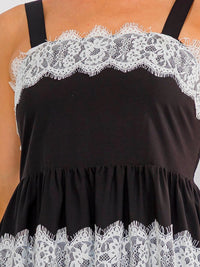 WOMEN'S SLEEVELESS ELASTIC WAIST LACE TIERED SMOCK MAXI DRESS