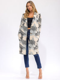 WOMEN'S LONG SLEEVE BUTTON CLOSURE FRONT POCKETS CAMO PRINT COAT