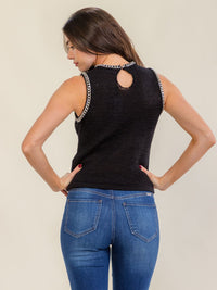WOMEN'S SLEEVELESS MOCK NECK CHAIN TRIM KNIT BLOUSE