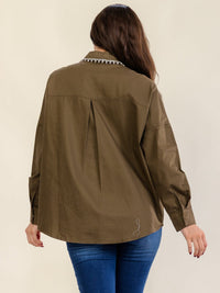 WOMEN'S LONG SLEEVE BUTTON UP FRONT POCKETS RHINESTONES TRIM DETAILED BLOUSE
