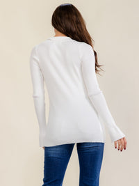 WOMEN'S LONG BELL SLEEVE V-NECK FRONT POCKETS BUTTON UP RIBBED BLOUSE
