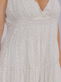PLUS SIZE SLEEVELESS V-NECK EYELEY TIERED MAXI DRESS