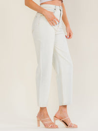 WOMEN'S BUTTON CLOSURE POCKETS STRAIGHT LEG WASHED DENIM PANTS