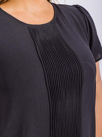 PLUS SIZE SHORT SLEEVE DETAILED BLOUSE
